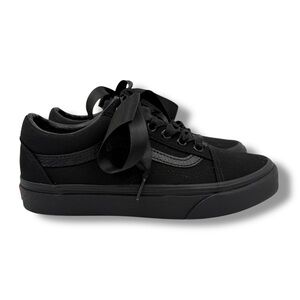 Vans Old Skool Blackout Mono Black Skate Shoe with Ribbon Laces Size 6 Women's